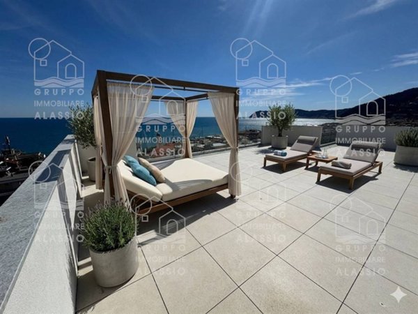 appartamento in vendita ad Alassio