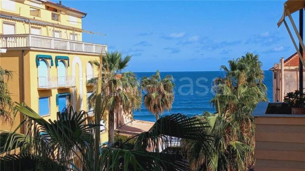 appartamento in vendita ad Alassio