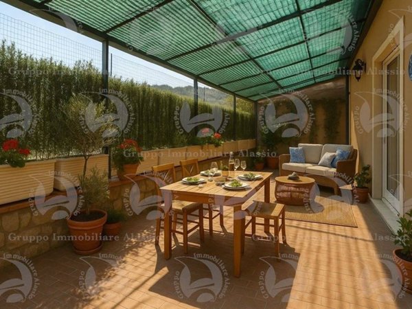 appartamento in vendita ad Alassio in zona Solva