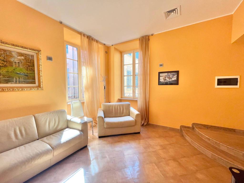 appartamento in vendita ad Alassio