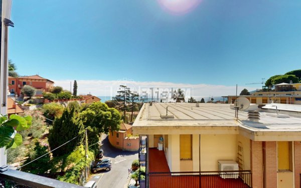 appartamento in vendita ad Alassio