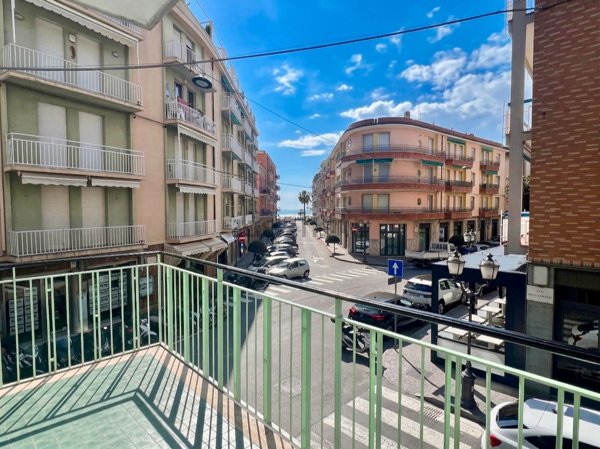 appartamento in vendita ad Alassio