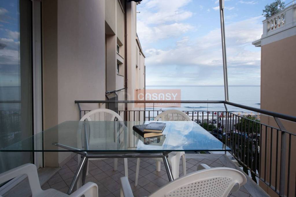 appartamento in vendita ad Alassio