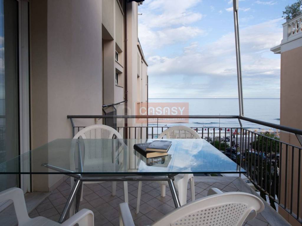 appartamento in vendita ad Alassio