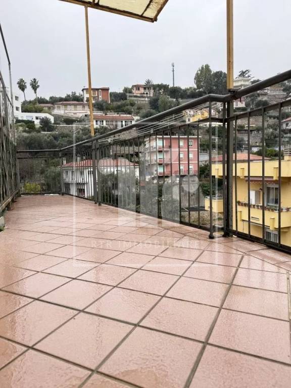 appartamento in vendita ad Alassio