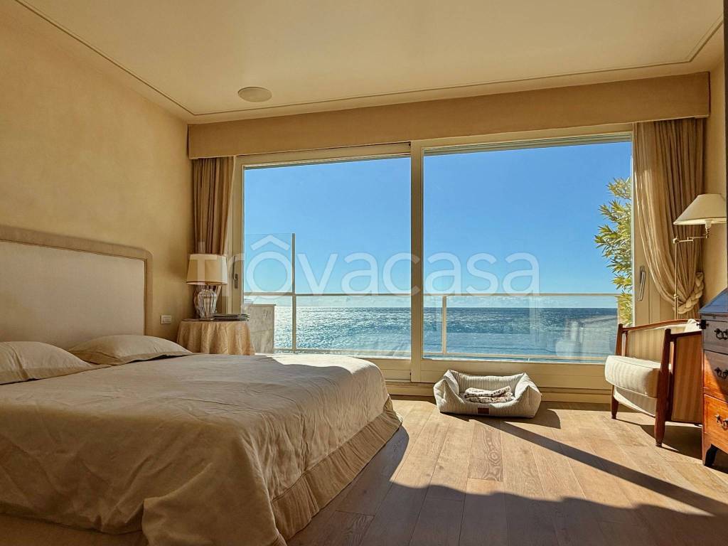 appartamento in vendita ad Alassio