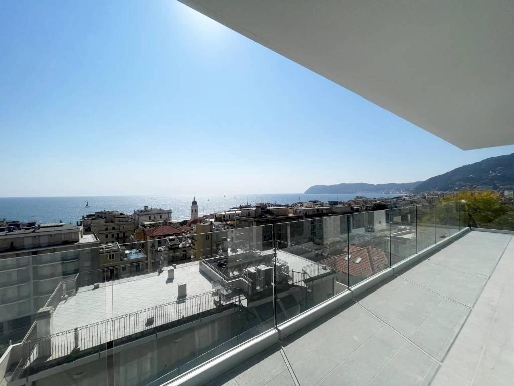 appartamento in vendita ad Alassio in zona Solva