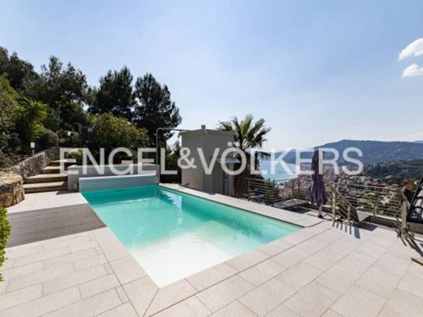 casa indipendente in vendita ad Alassio in zona Solva
