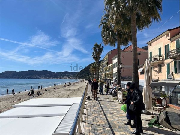 appartamento in vendita ad Alassio