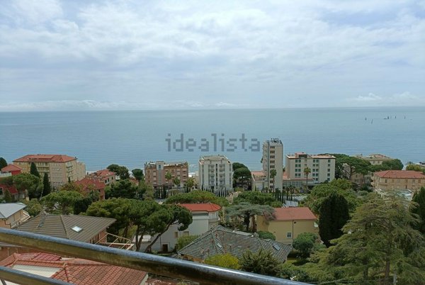appartamento in vendita ad Alassio