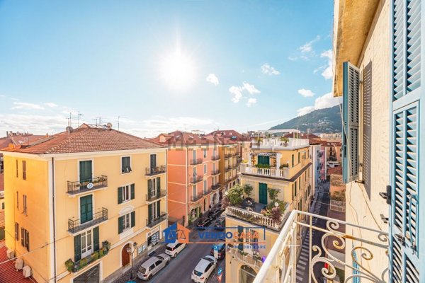 appartamento in vendita ad Alassio