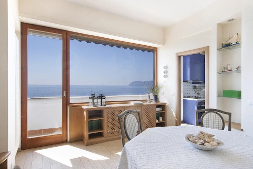appartamento in vendita ad Alassio