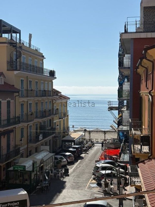 appartamento in vendita ad Alassio