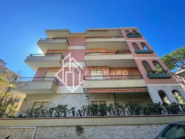 appartamento in vendita ad Alassio