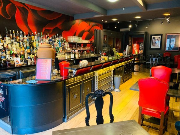 negozio in vendita ad Alassio