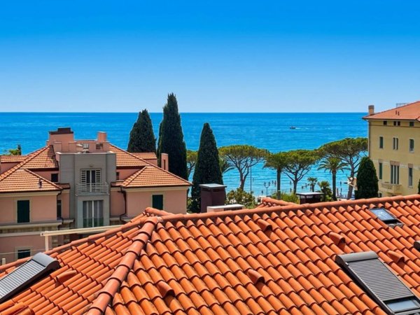 appartamento in vendita ad Alassio