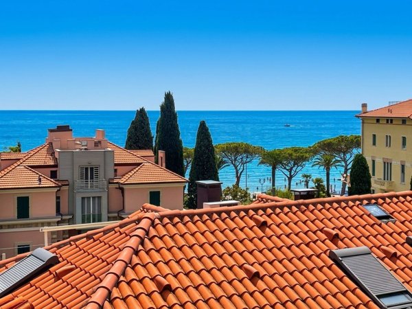 appartamento in vendita ad Alassio