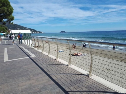 appartamento in vendita ad Alassio