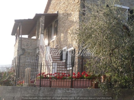 casa indipendente in vendita ad Alassio