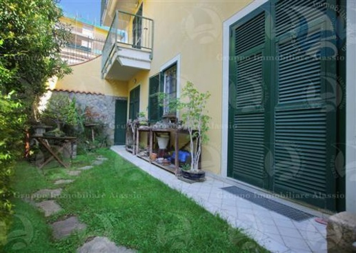 appartamento in vendita ad Alassio