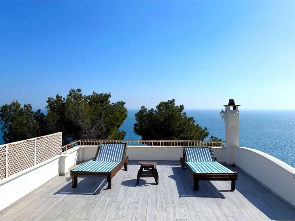 appartamento in vendita ad Alassio