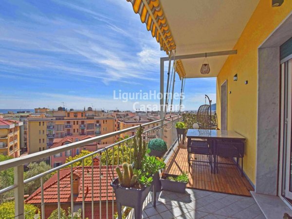 appartamento in vendita ad Alassio