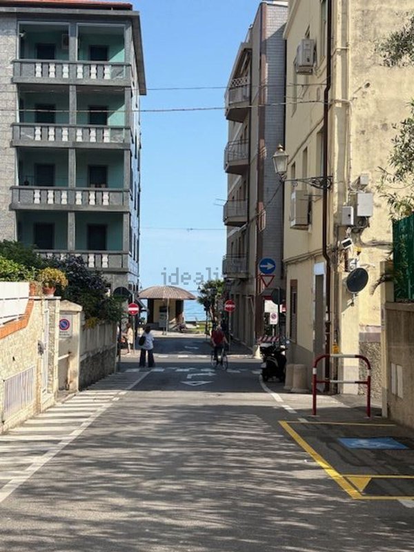 appartamento in vendita ad Alassio