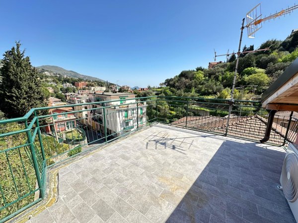 appartamento in vendita ad Alassio