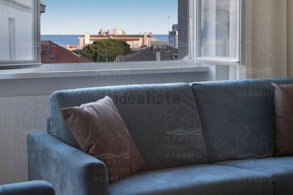 appartamento in vendita ad Alassio