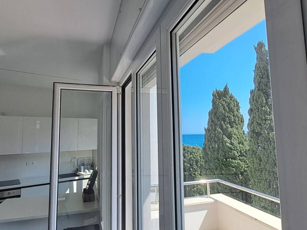 appartamento in vendita ad Alassio