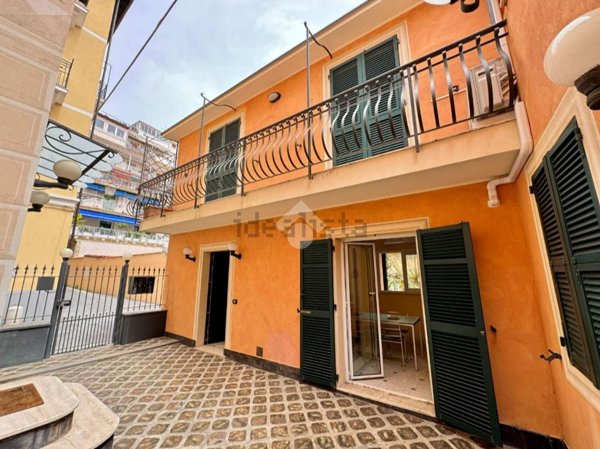appartamento in vendita ad Alassio