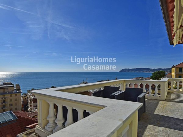 appartamento in vendita ad Alassio