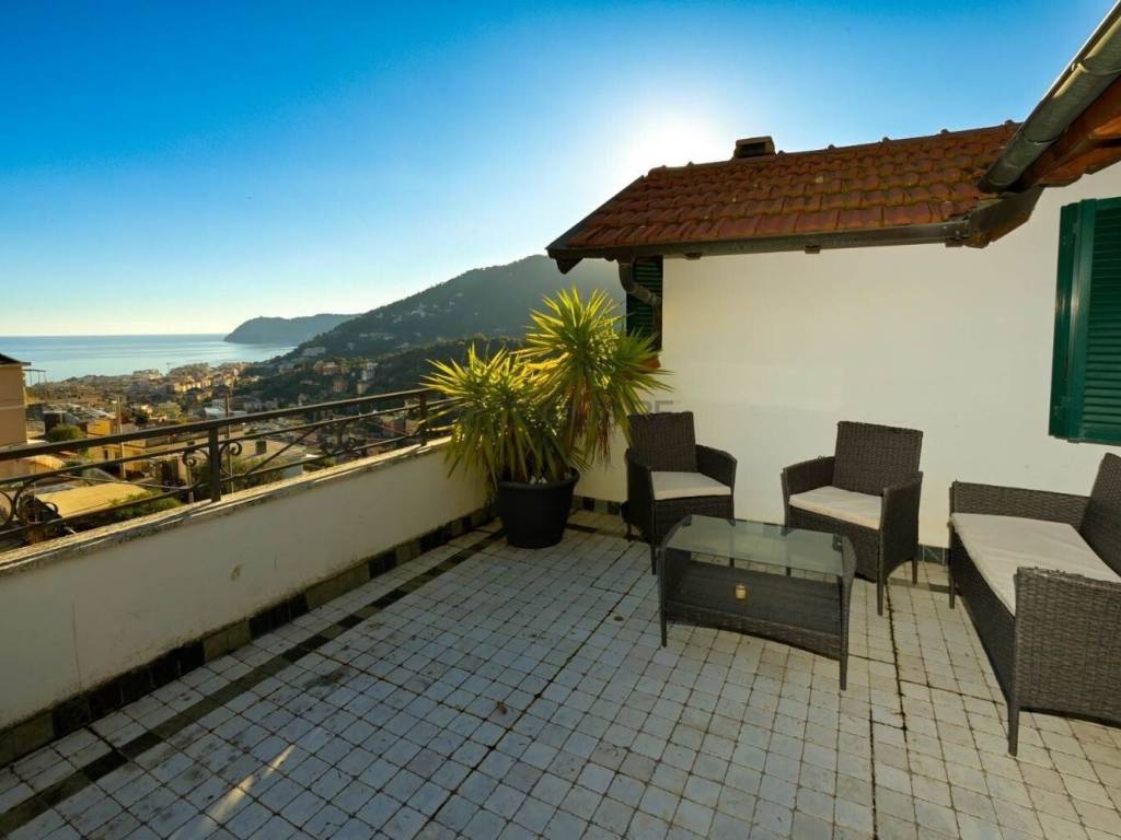 appartamento in vendita ad Alassio