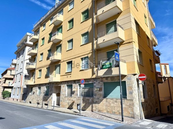 appartamento in vendita ad Alassio
