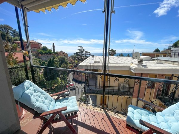 appartamento in vendita ad Alassio