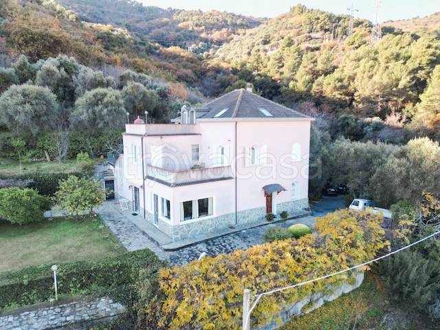 casa indipendente in vendita ad Alassio