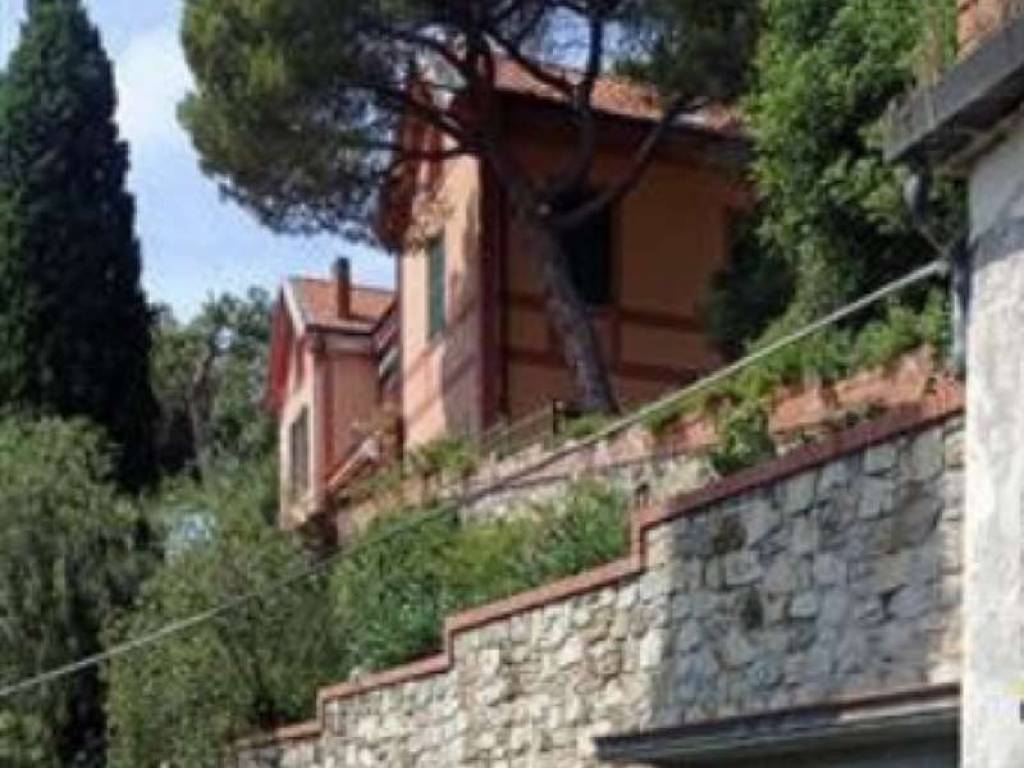 appartamento in vendita ad Alassio in zona Solva
