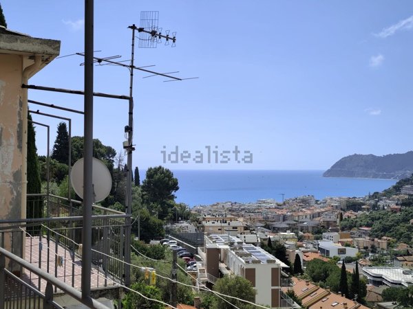 appartamento in vendita ad Alassio