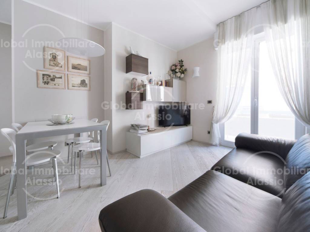 appartamento in vendita ad Alassio