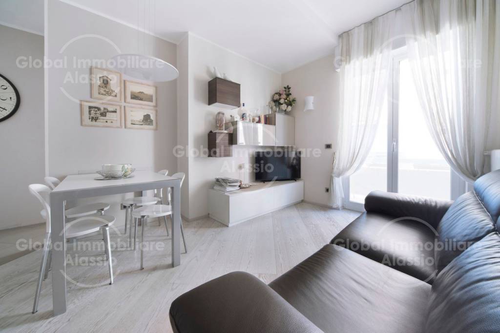 appartamento in vendita ad Alassio
