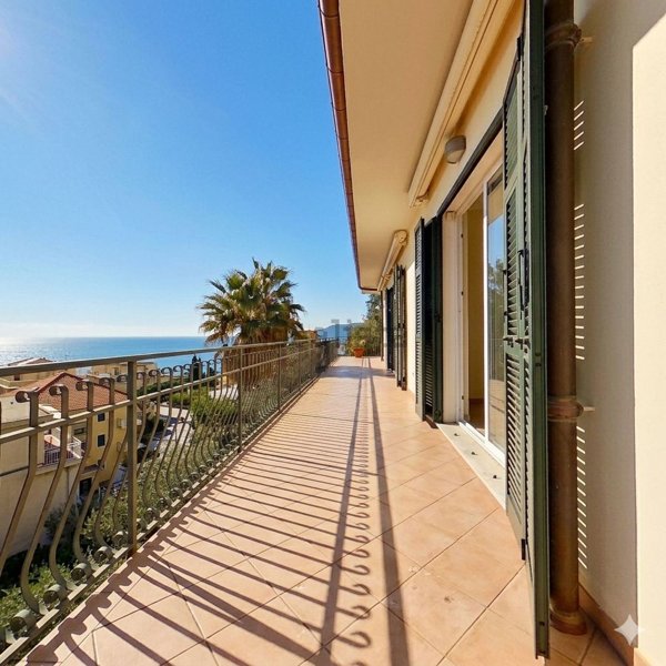 appartamento in vendita ad Alassio