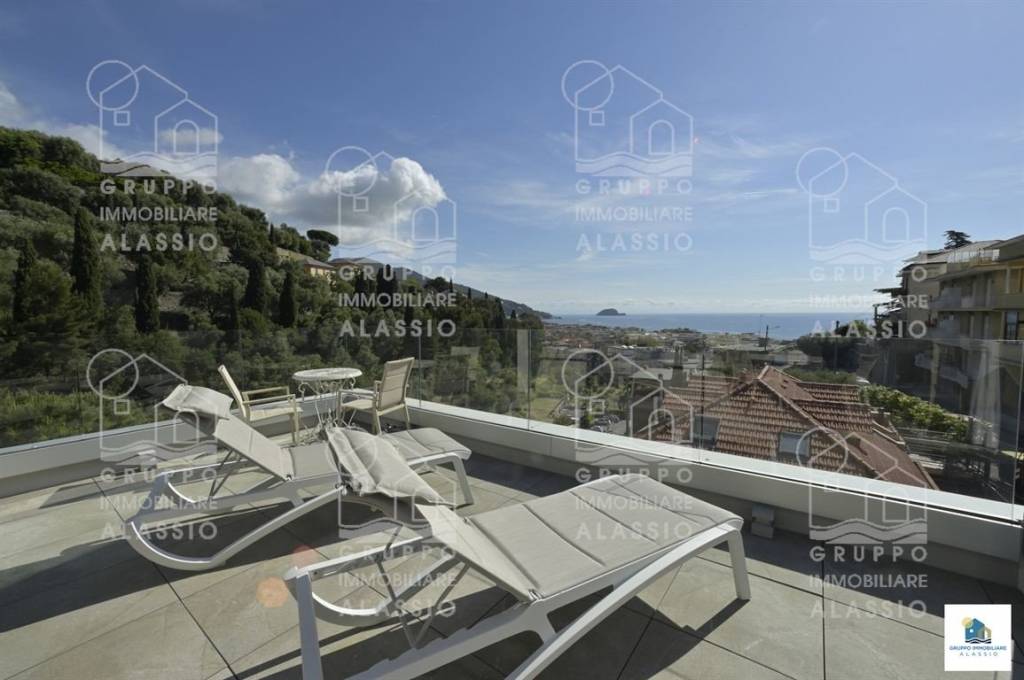 appartamento in vendita ad Alassio