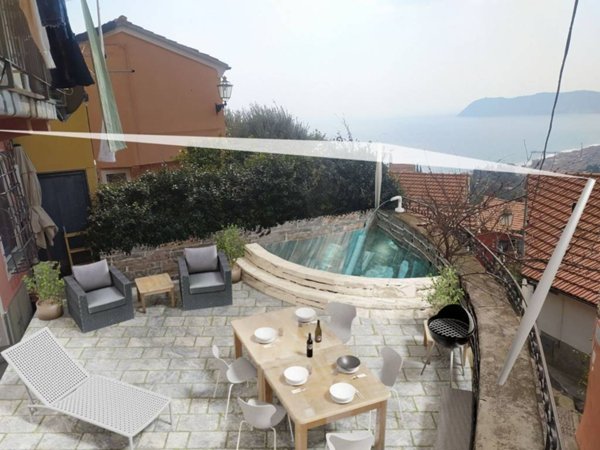appartamento in vendita ad Alassio in zona Solva