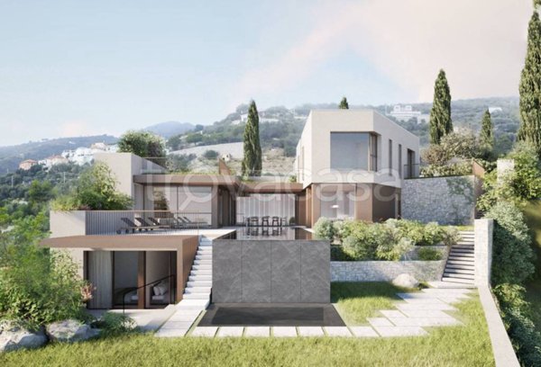 casa indipendente in vendita ad Alassio