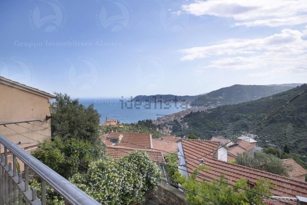 appartamento in vendita ad Alassio