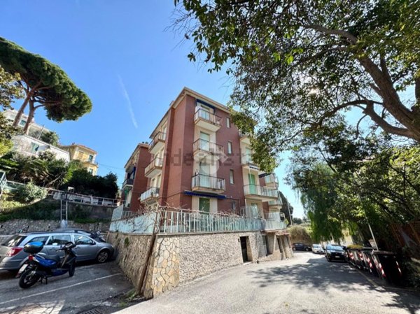 appartamento in vendita ad Alassio in zona Solva