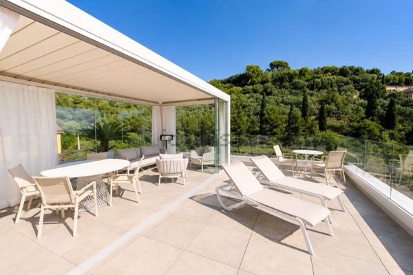 appartamento in vendita ad Alassio