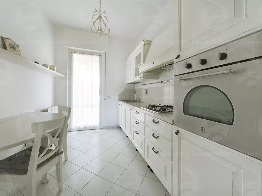 appartamento in vendita ad Alassio