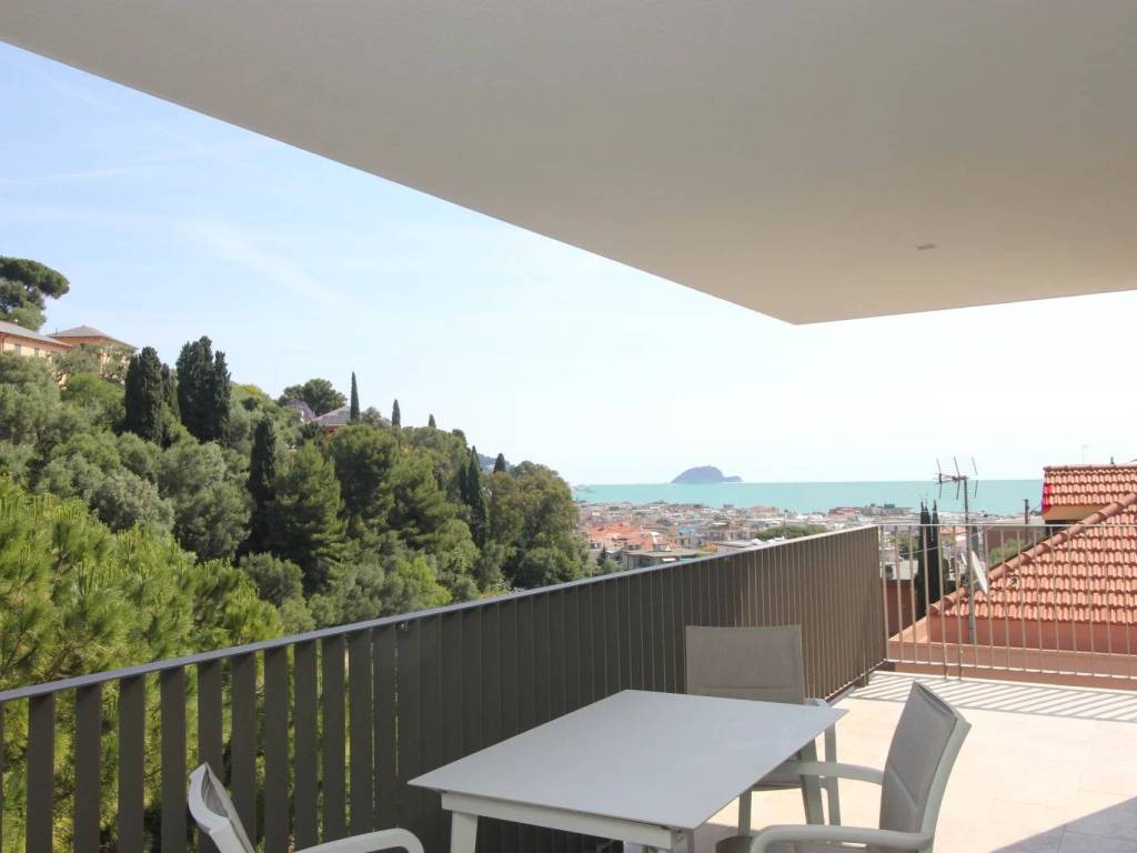 appartamento in vendita ad Alassio