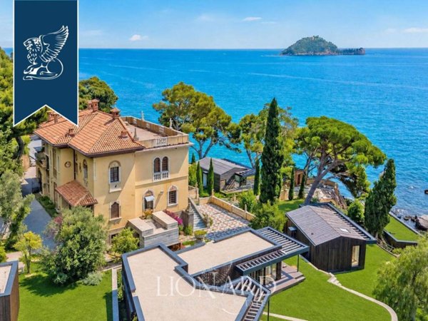 villa in vendita ad Alassio
